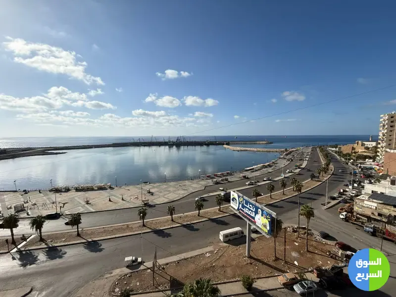 شقة على الكورنيش البحري في صيدا كاشفه للمدينة بمطل خيالي شقة على الكورنيش البحري في صيدا كاشفه للمدينة بمطل خيالي