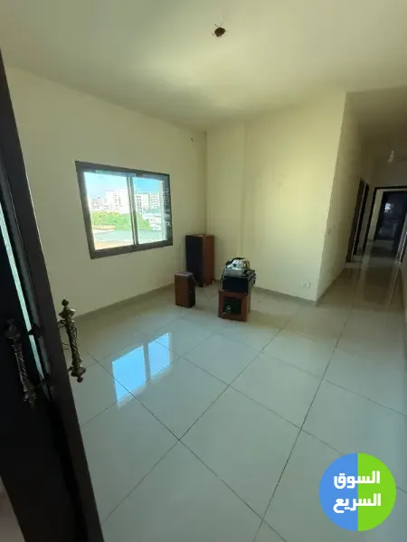 شقة على الكورنيش البحري في صيدا كاشفه للمدينة بمطل خيالي شقة على الكورنيش البحري في صيدا كاشفه للمدينة بمطل خيالي