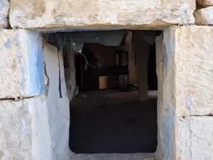 Old House for Sale Behdaidat Jbeil Housing 2 Floor Area 200Sqm & Land Area 2000Sqm