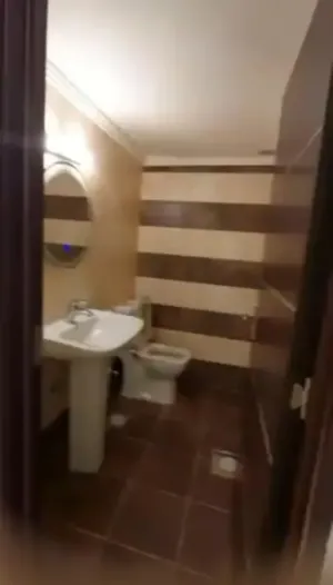 شقة مميزة في عبرا قرب مسجد سيدنا حمزة للبيع