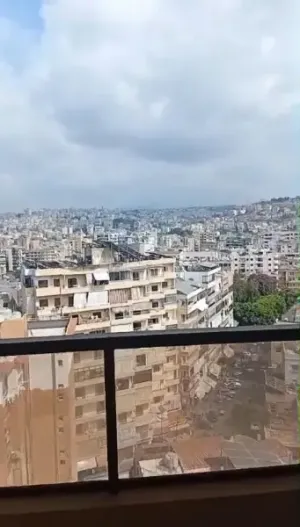 شقة في وسط صيدا قرب ساحة النجمة مع مطل بحري ومطل كاشف للمدينة