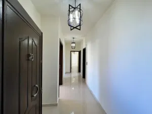 شقة مميزة بسعر لقطة في الشرحبيل قرب حديقة الشرحبيل للبيع أو المقايضة
