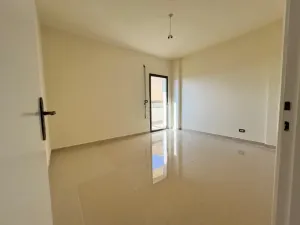 شقة مميزة بسعر لقطة في الشرحبيل قرب حديقة الشرحبيل للبيع أو المقايضة