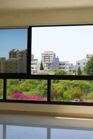 شقة فخمة طابق كامل 200 م في حي الوسطاني في صيدا للبيع