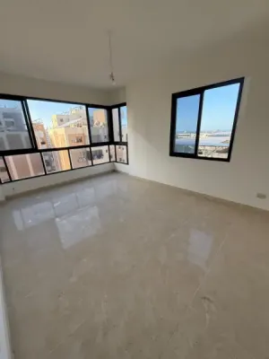 شقة في حي البراد عمار جديد 145م مع مطل رائع للبيع شقة في حي البراد عمار جديد 145م مع مطل رائع للبيع