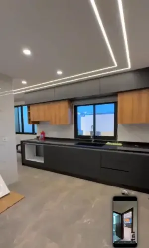 شقة 3 نوم في البستان الكبير (قريبة من كورنيش صيدا البحري)مع ديكورات فخمة وتشطيبات عالية للبيع